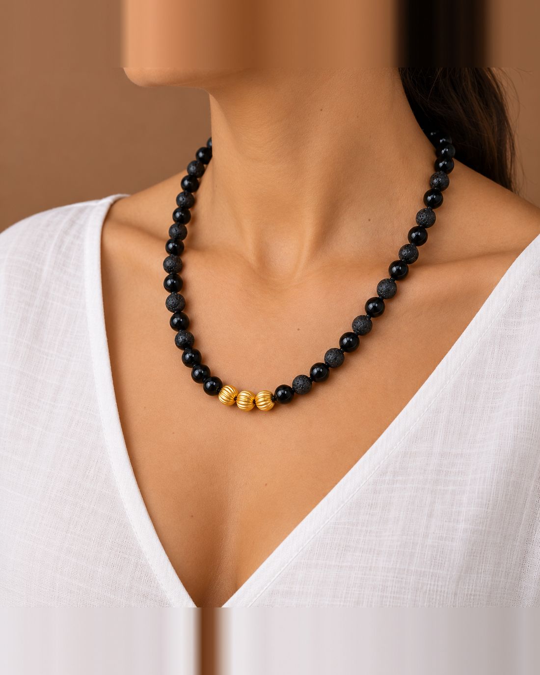 Collar de ónix y volcánica, foto 3 de 3