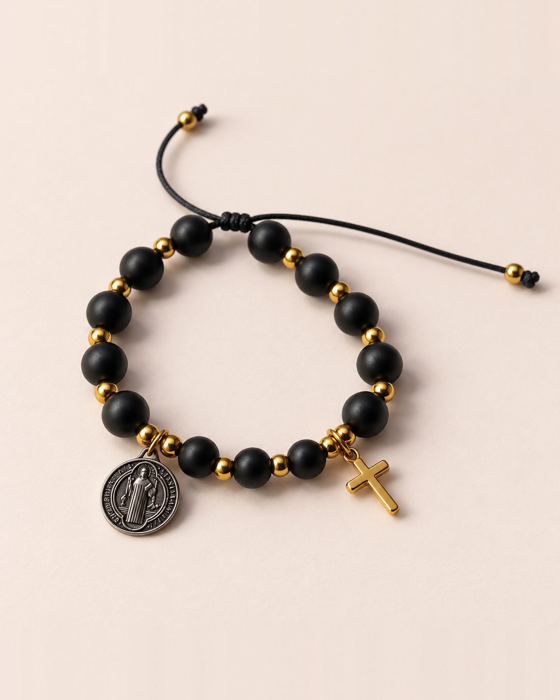 Pulsera San Benito negra, foto 2 de 4
