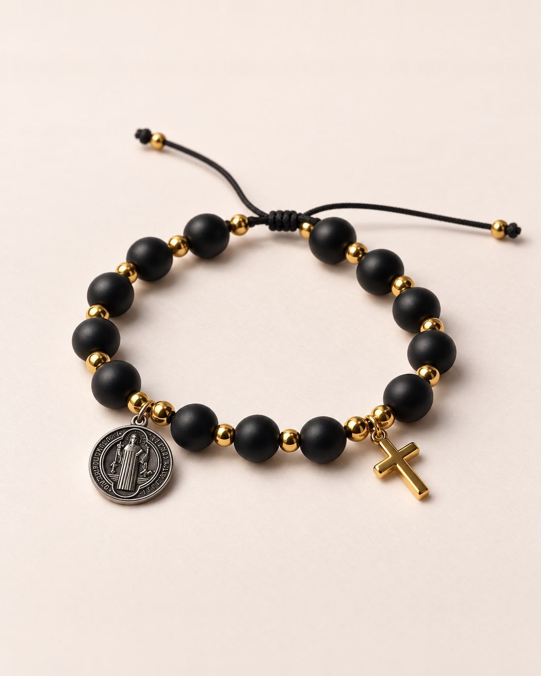 Pulsera San Benito negra, foto 3 de 4