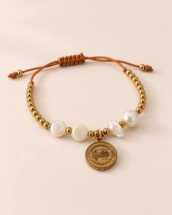 Pulsera San Benito con perlas y balines, otra vista