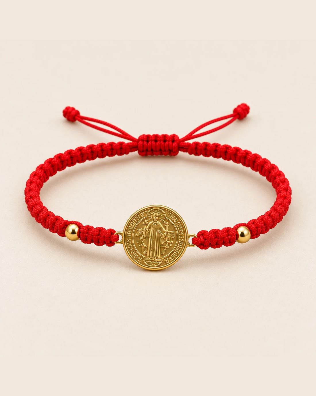 Pulsera San Benito macramé rojo, foto 1 de 4