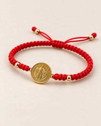 Pulsera San Benito macramé rojo, otra vista